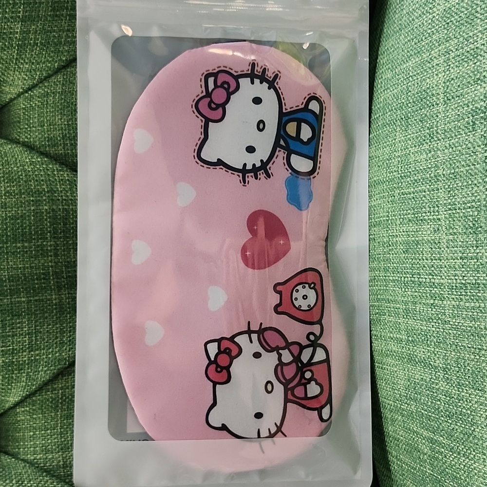 Hello Kitty Pink Sleep Mask - Picture 4 of 4